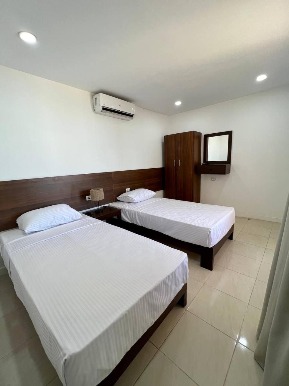 Auberge de jeunesse Serafy Center And Pool For Foreigners Adults Only *