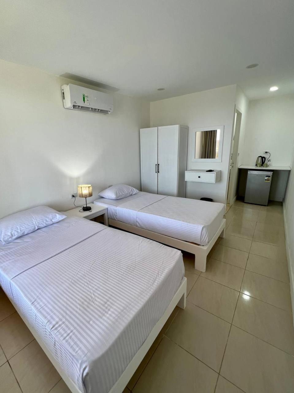 Serafy Center And Pool For Foreigners Adults Only Auberge de jeunesse *