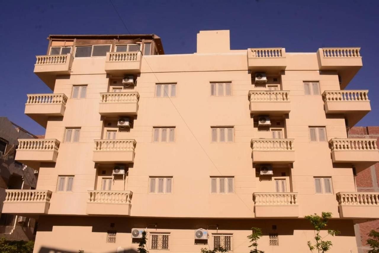 Feel Warm Apartment