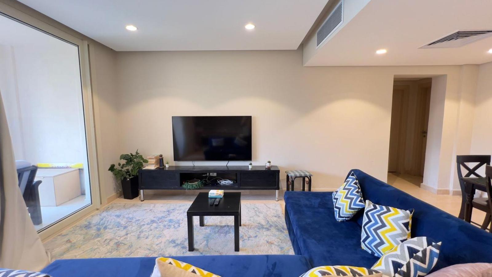 Taj Home, Mangroovy, Pool View, Free Beach Access With Nanny's Apartment