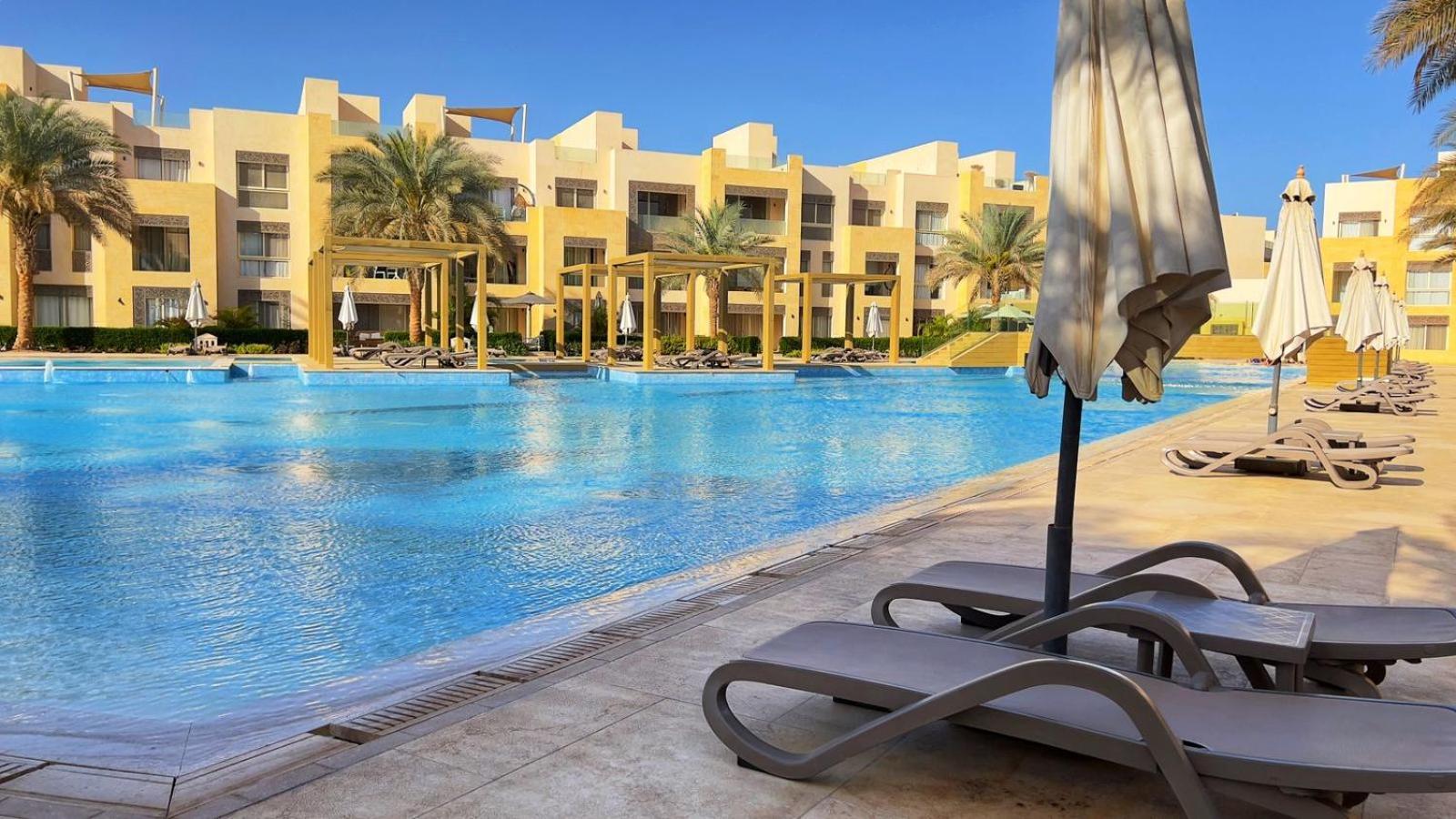 Apartment Taj Home, Mangroovy, Pool View, Free Beach Access With Nanny's *