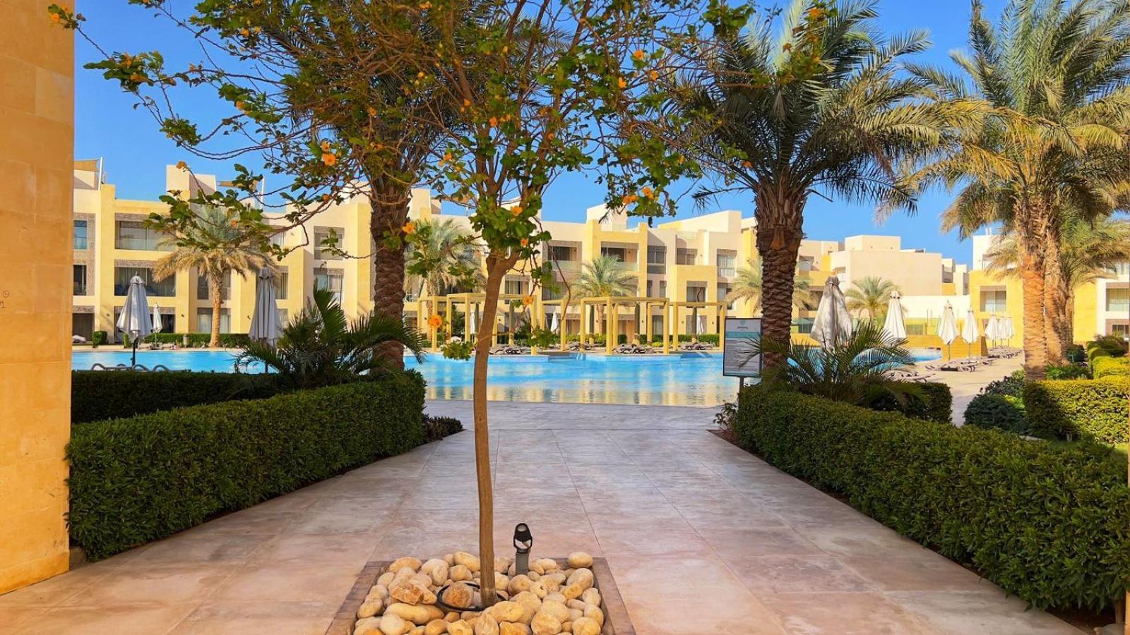 Taj Home, Mangroovy, Pool View, Free Beach Access With Nanny's Apartment