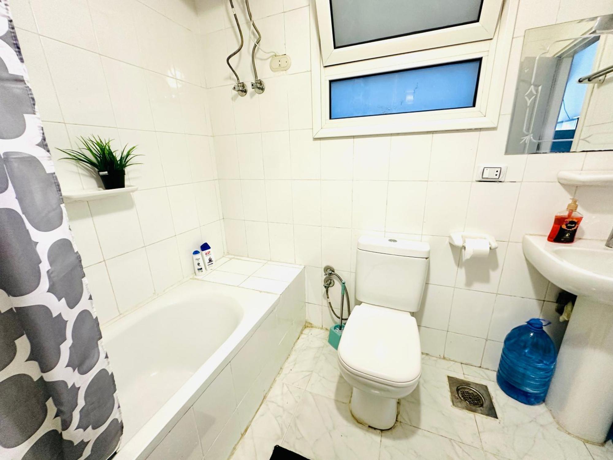 Apartment Lotus Elegant Pool View *