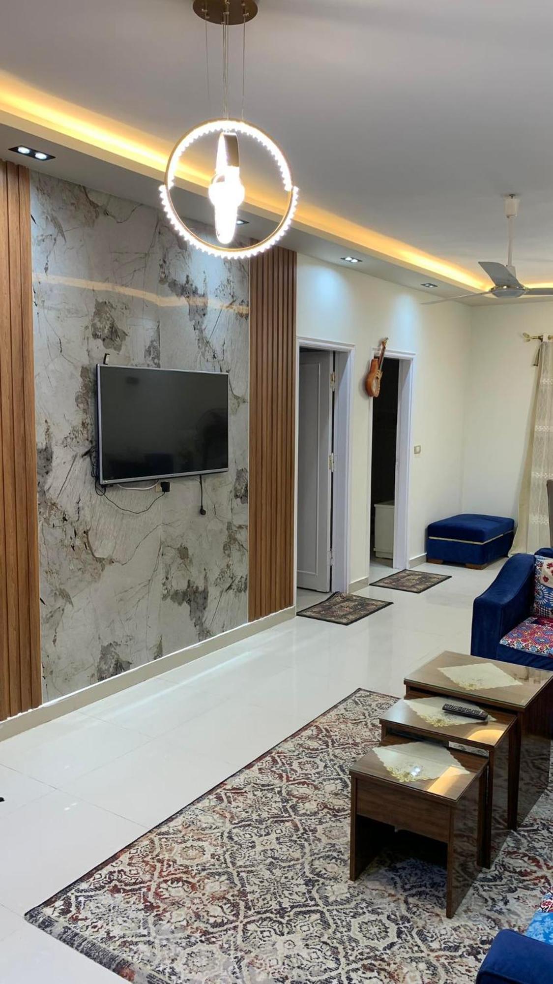 In Center Of Appartement *