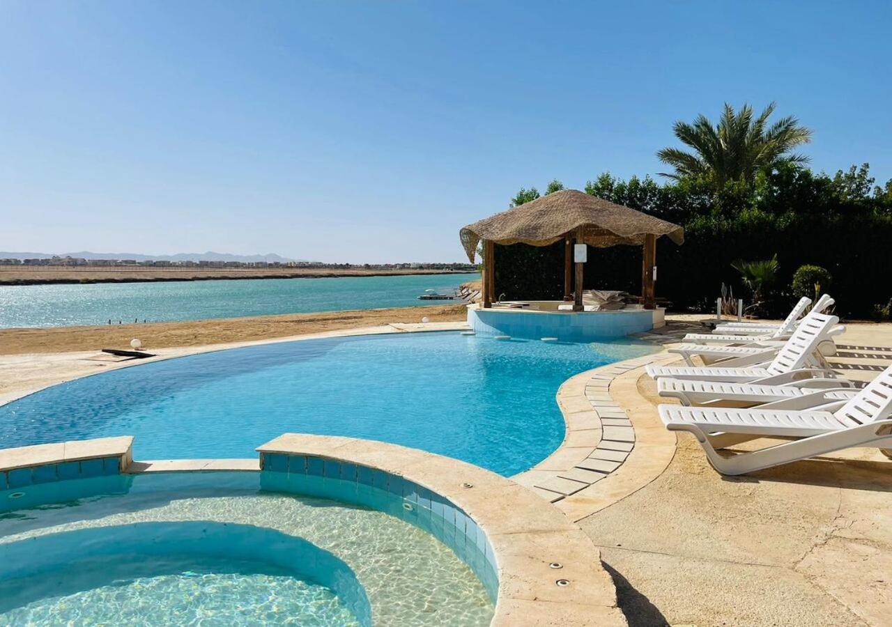 Villa Unique 6 Bedrooms 38 At White El-gouna *