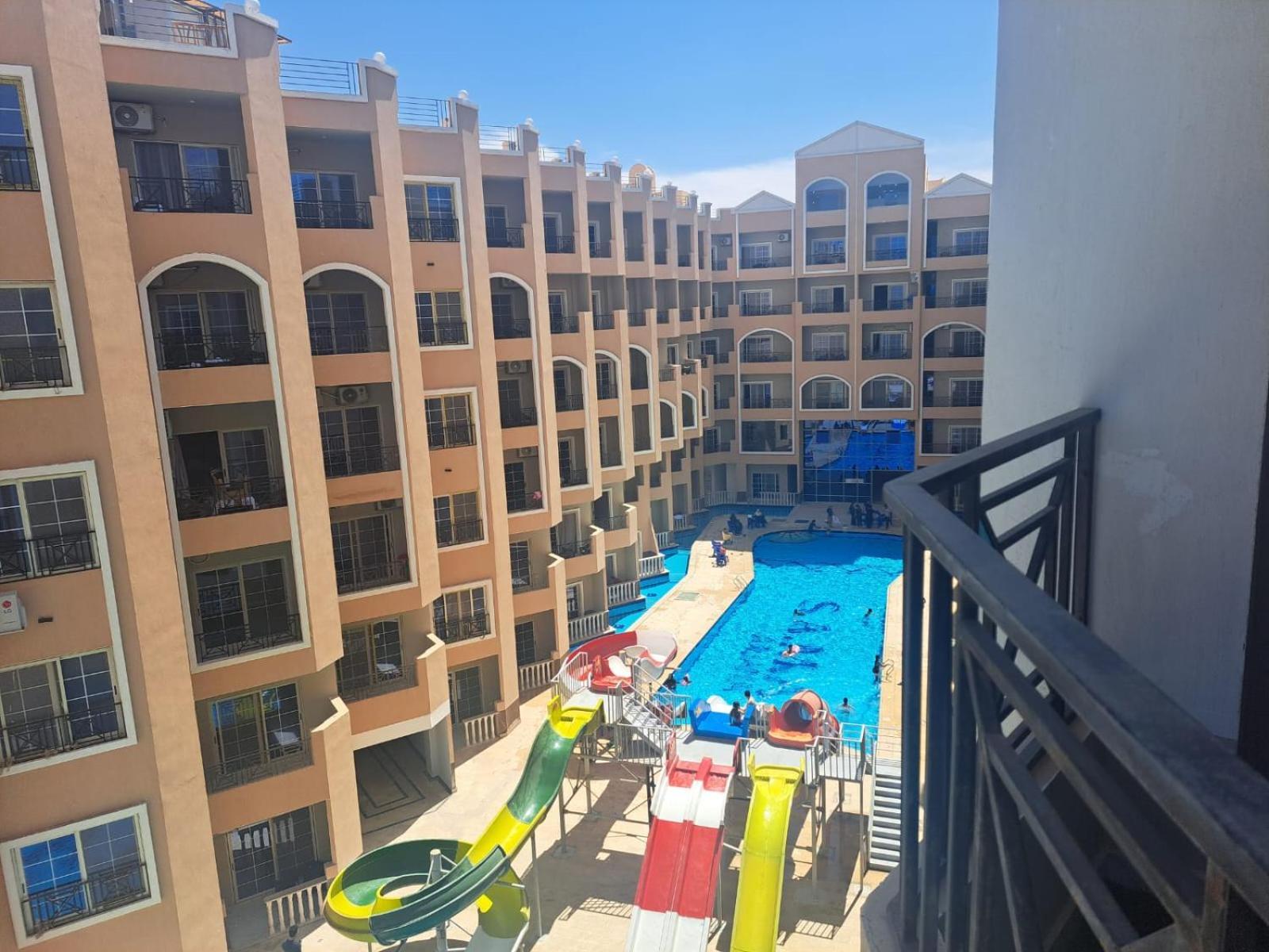 Cozy Beachfront In Al Ahyaa Suitable For A Family With Children Apartment