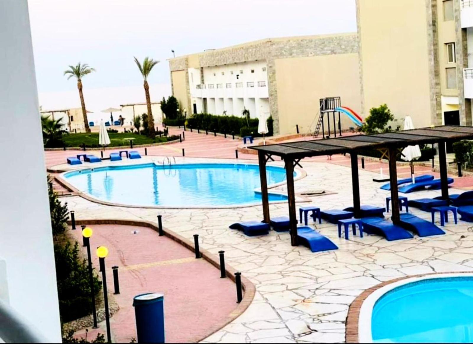 Cecelia Compound Hotel