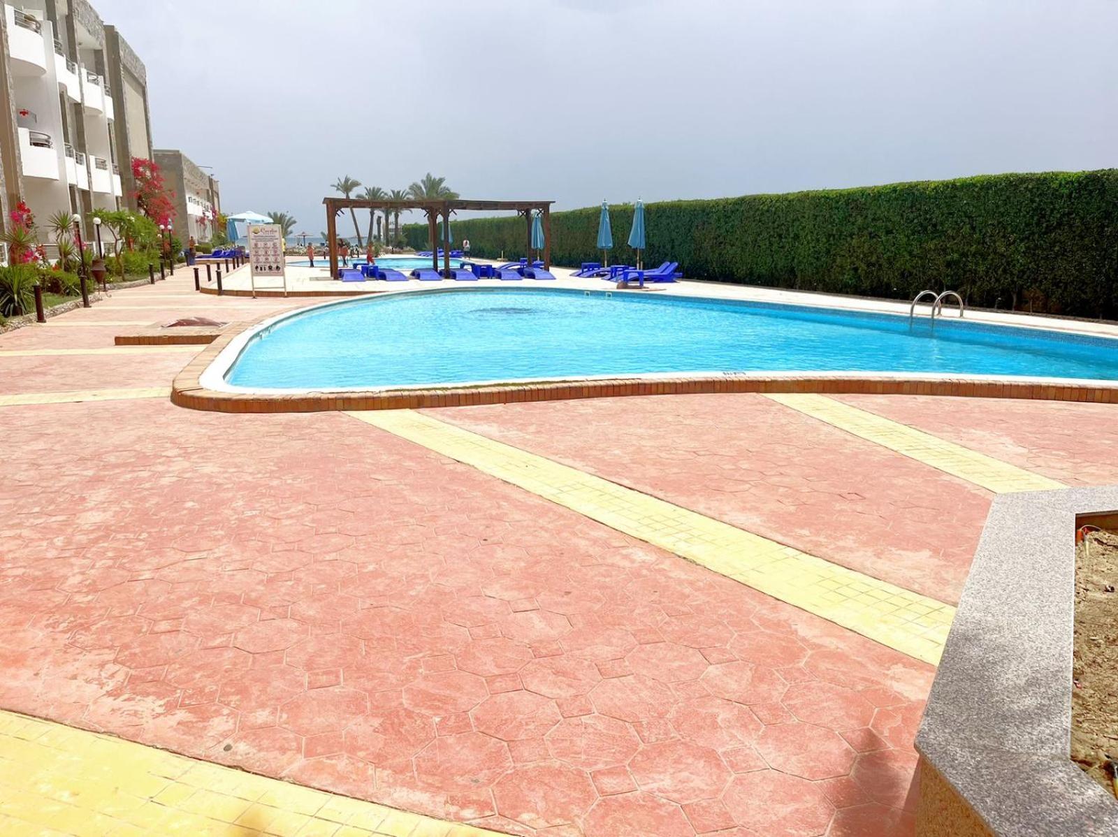 Cecelia Compound