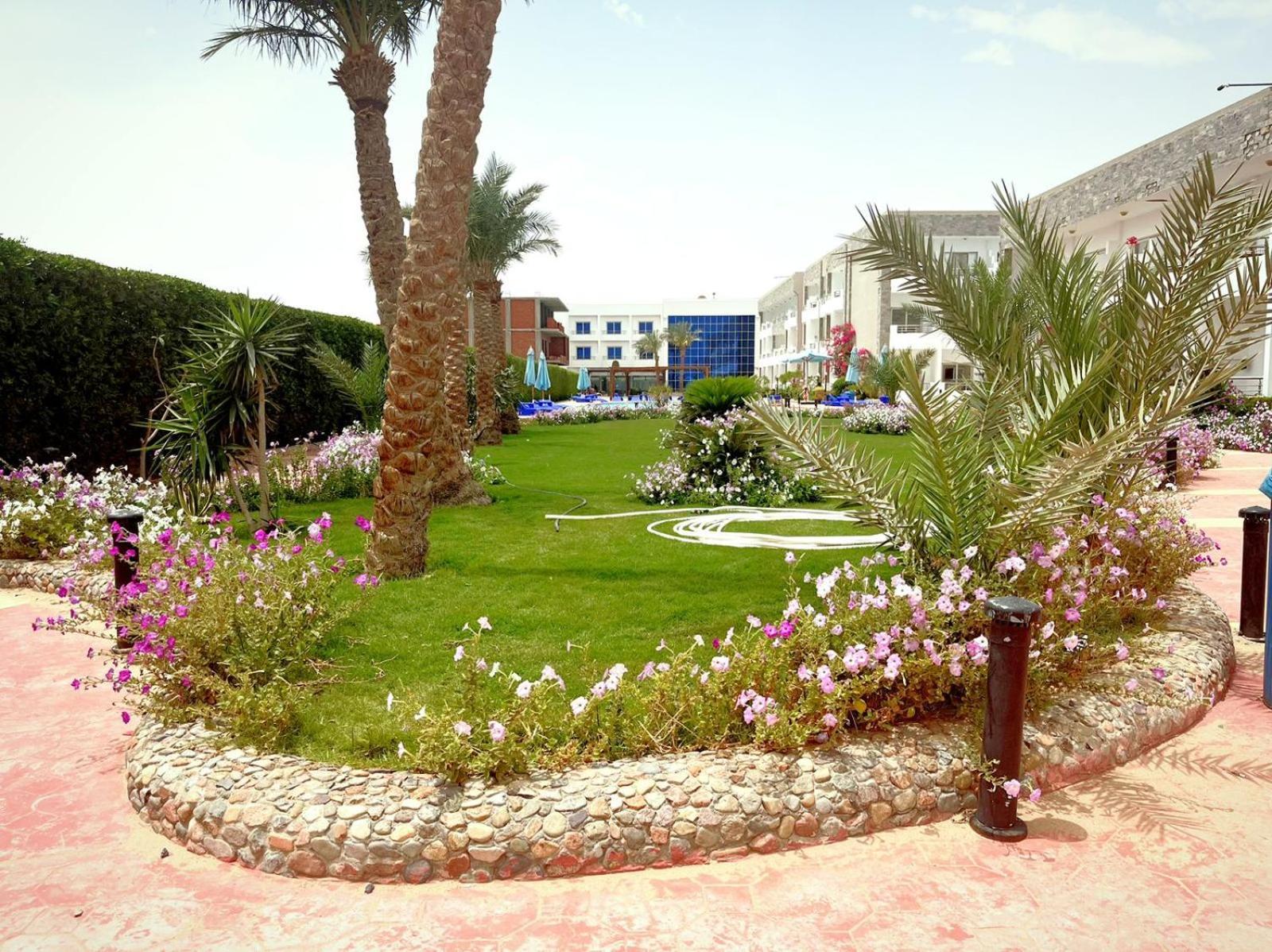Cecelia Compound Hotel Hurghada