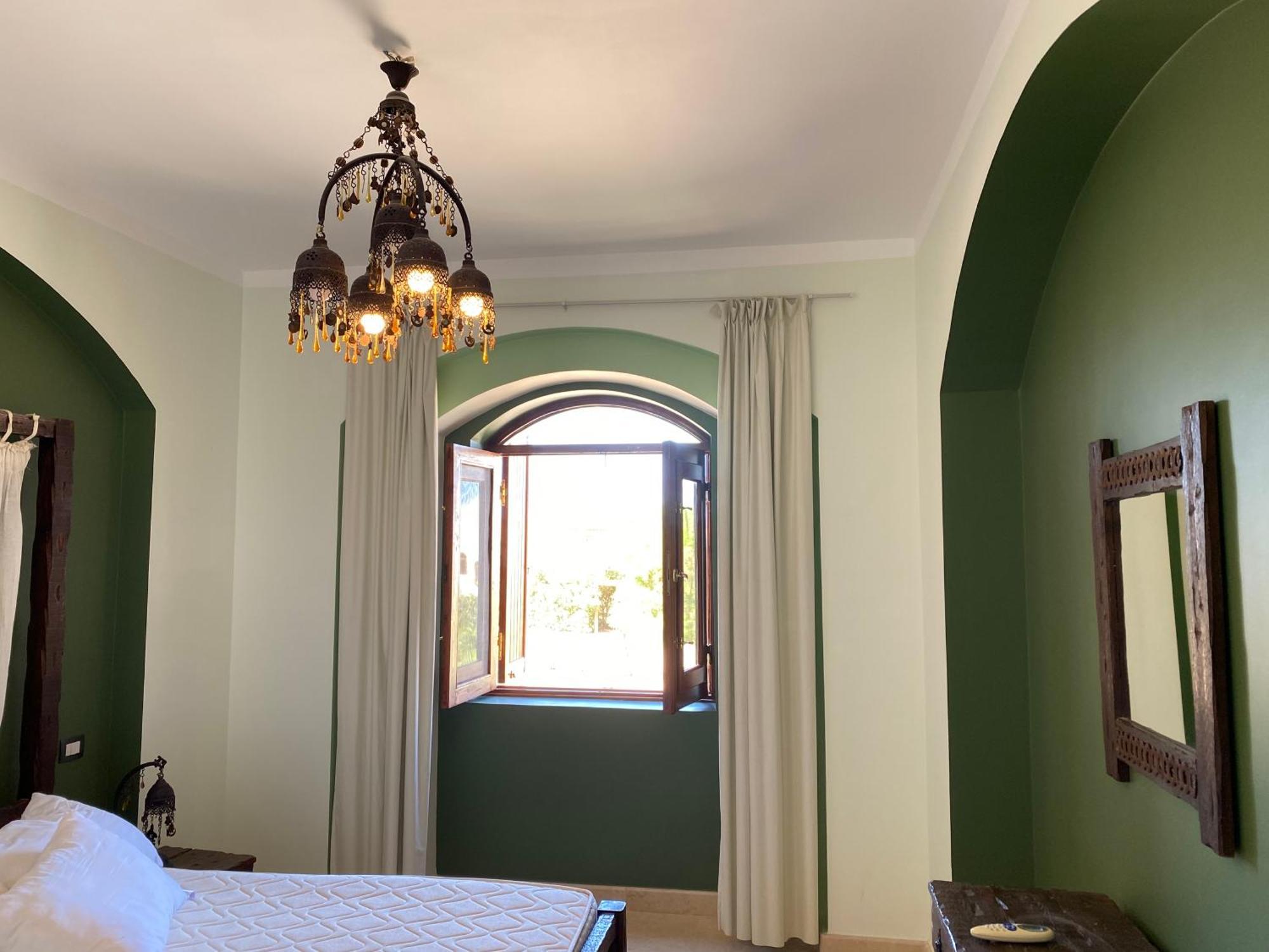 Lovely Two Bedroom Apartment