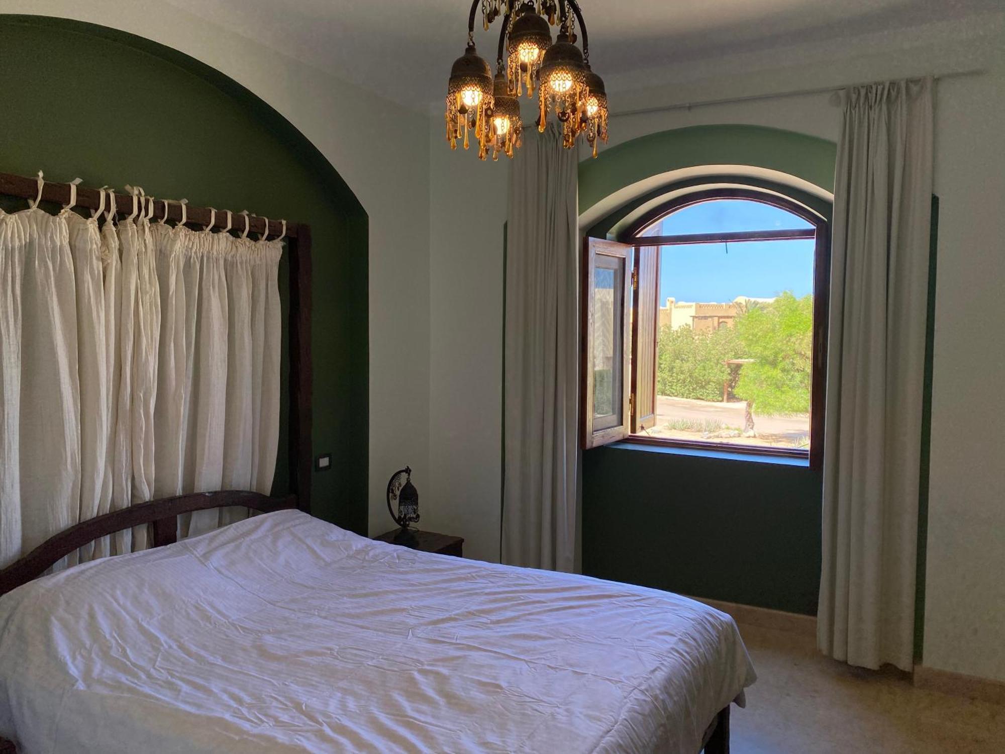 Lovely Two Bedroom *