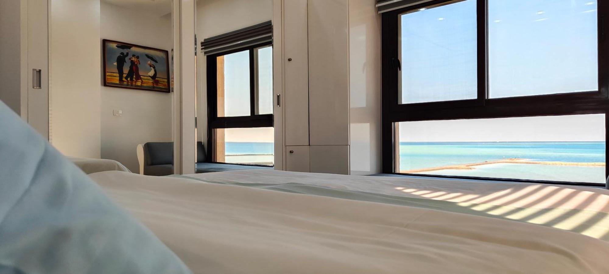 Exclusive Sea View Apartment