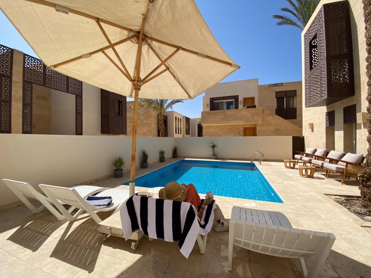 Ferienhaus Nayah Stays, Amazing With Private Pool & 5 Master