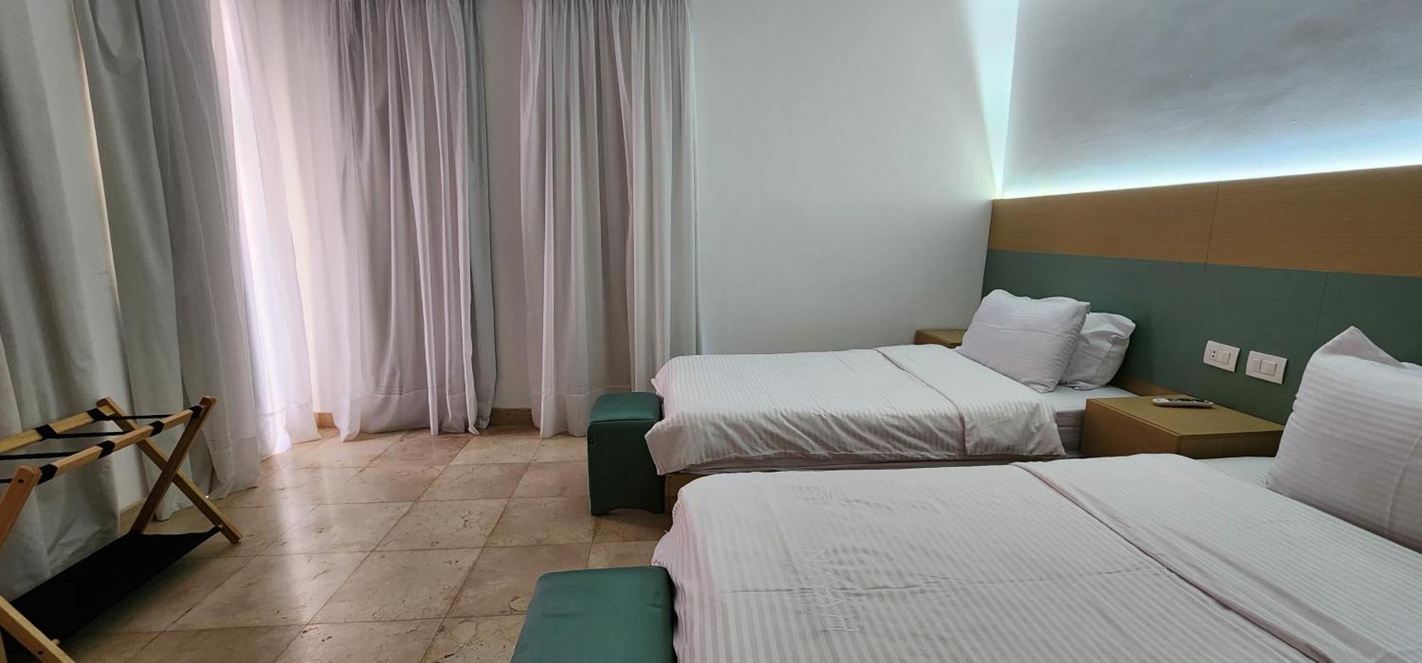 Bed & Breakfast Nayah Boutique *