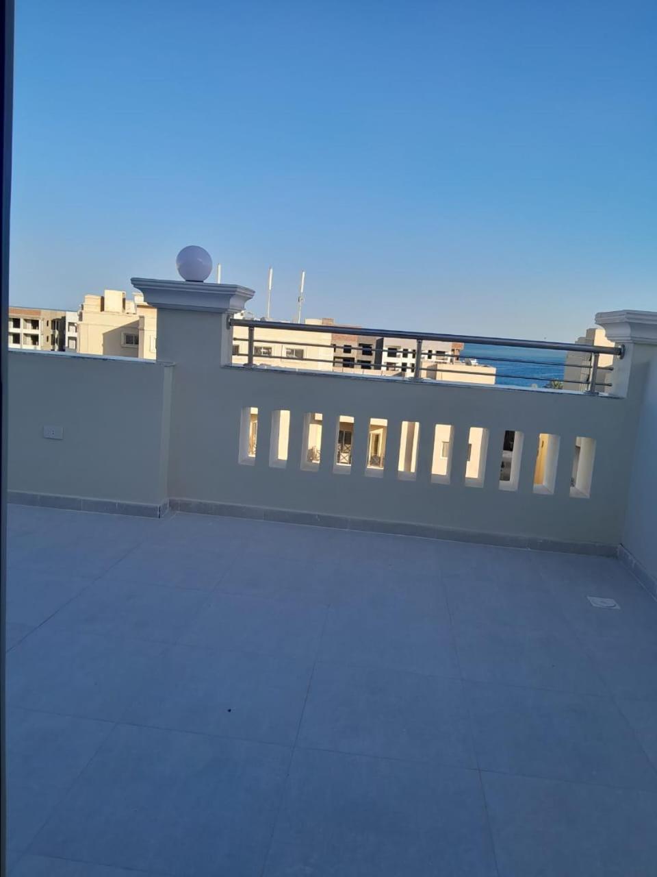Apartment خلف الاليزيه Hurghada