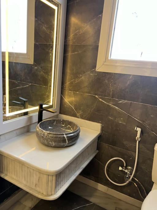 Small Lovely Cheerful Close To El Gouna Apartment *