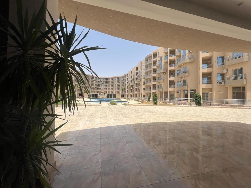 2 Bedrooms Sea & Pool View In Princess Gasthof Hurghada