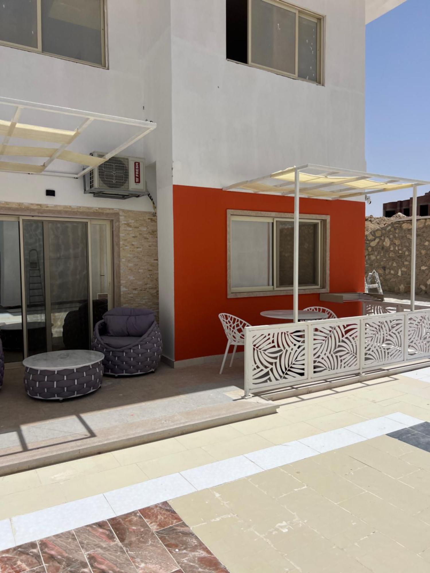 Small Lovely Cheerful Close To El Gouna Apartment
