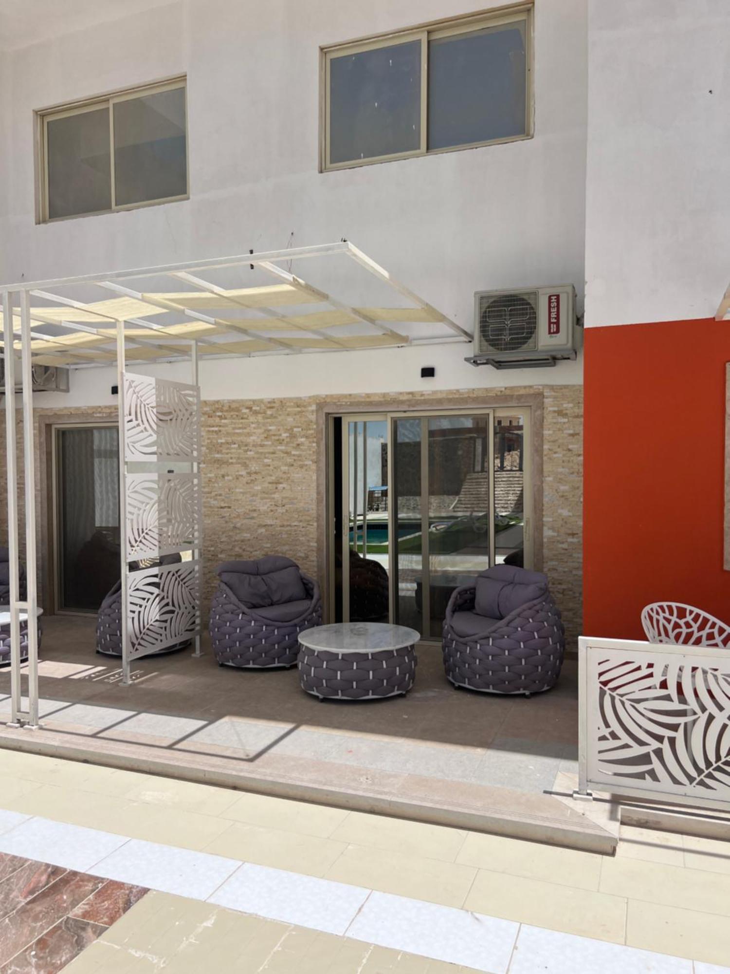 Small Lovely Cheerful Close To El Gouna Apartment