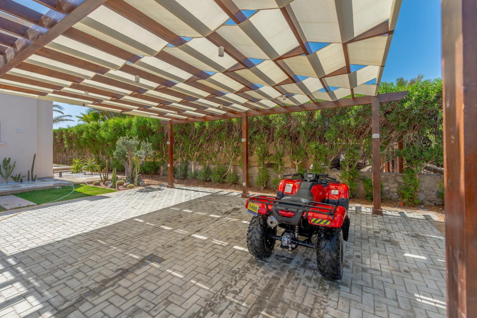 Stunning Luxurious 5 Bedroom At West Golf El Gouna Villa