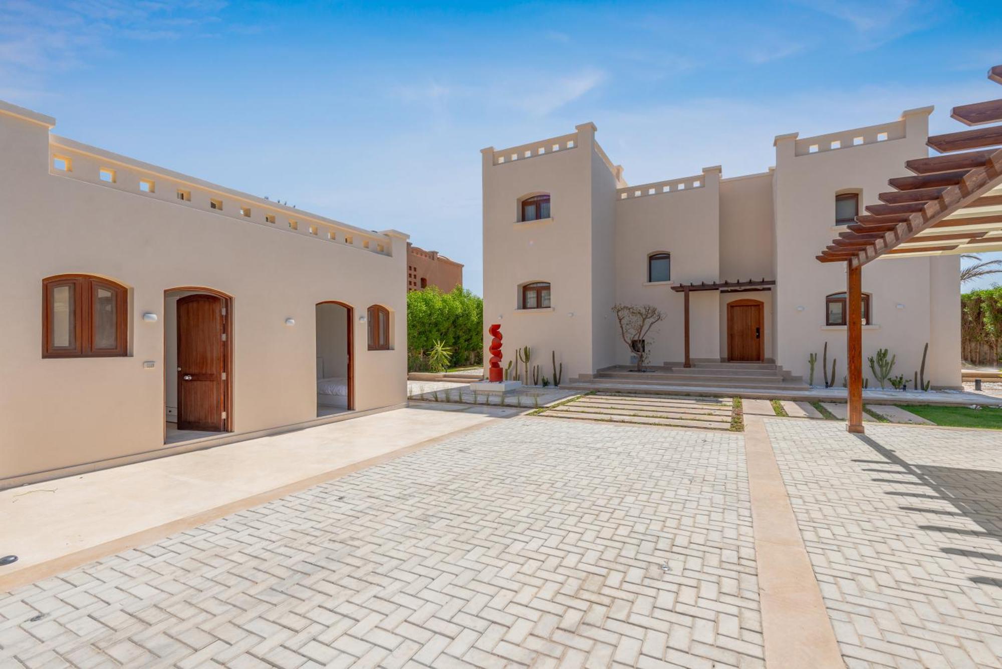 Stunning Luxurious 5 Bedroom At West Golf El Gouna