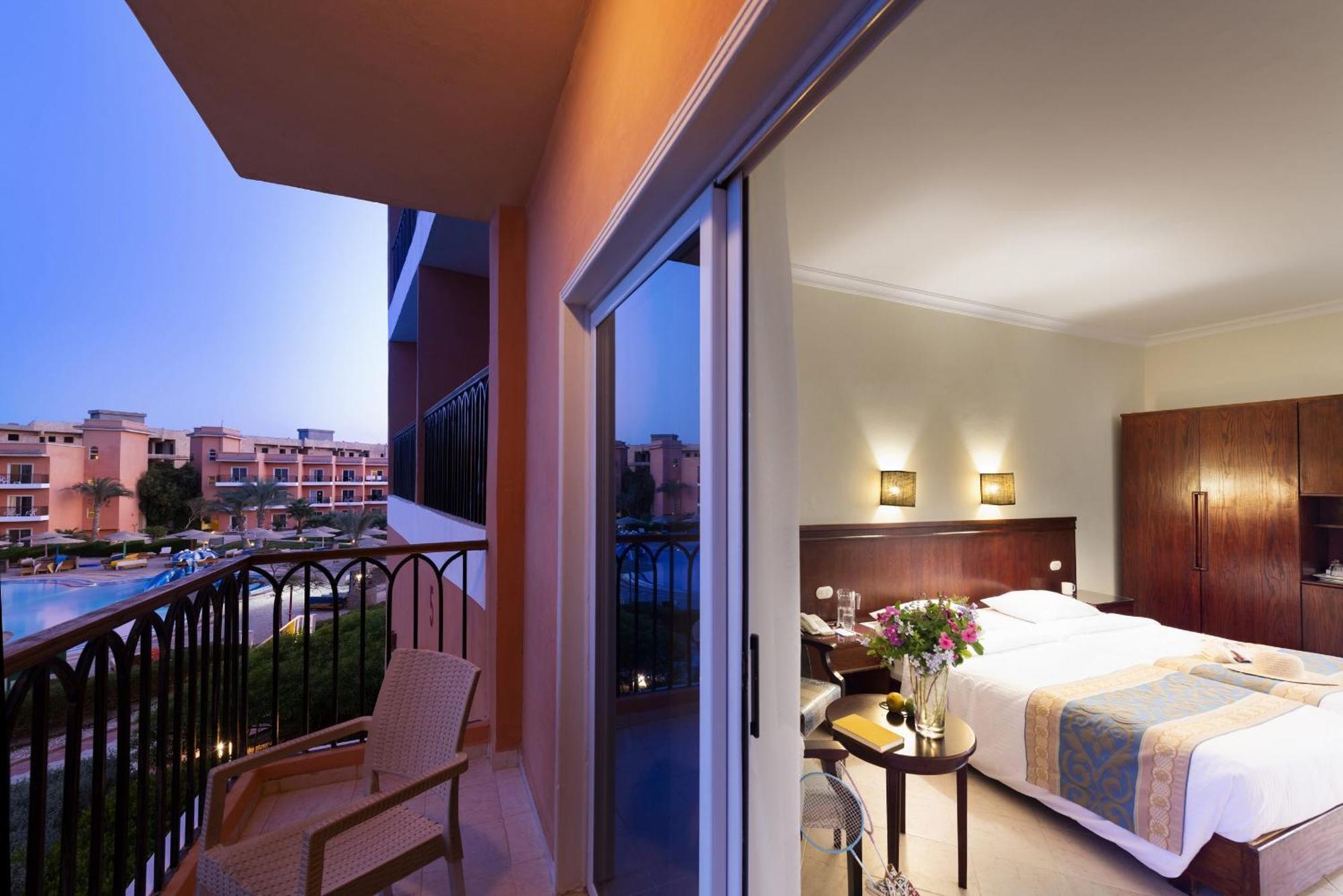 Resort Three Corners Sunny 4*