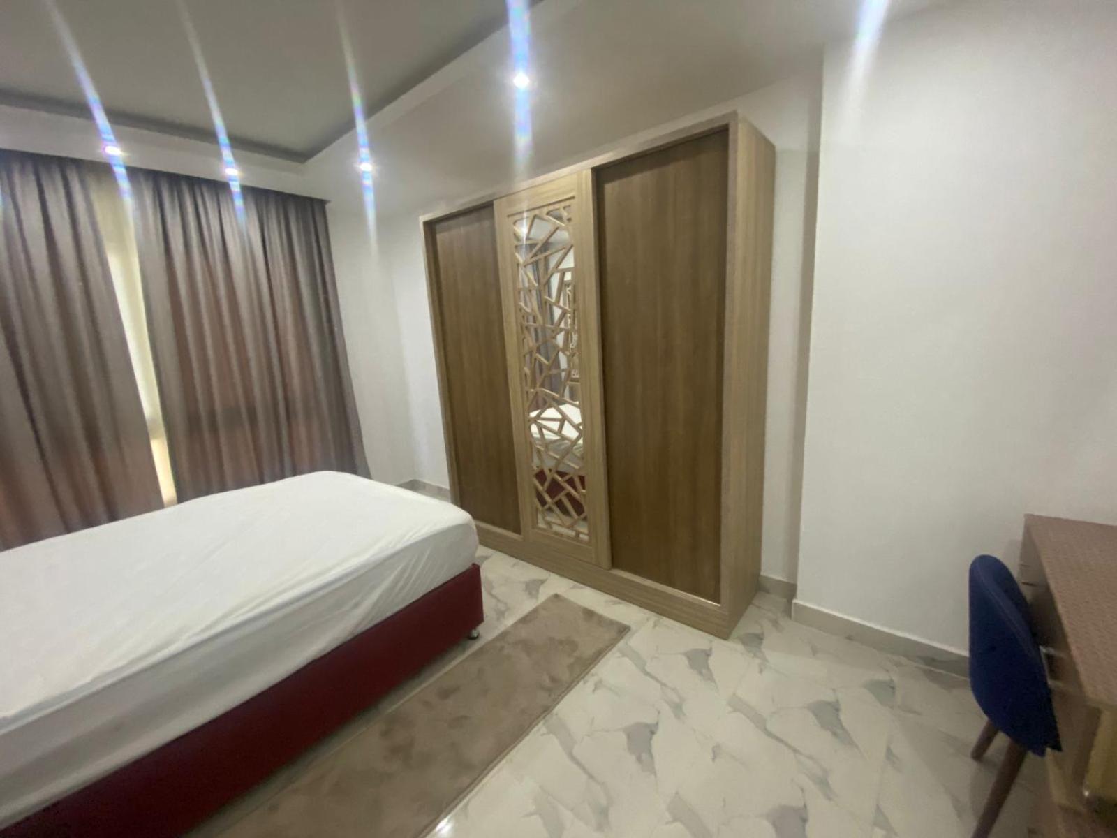 Wonderful Two-bedroom Balcony In Fanadir Aqua Park Apartment *