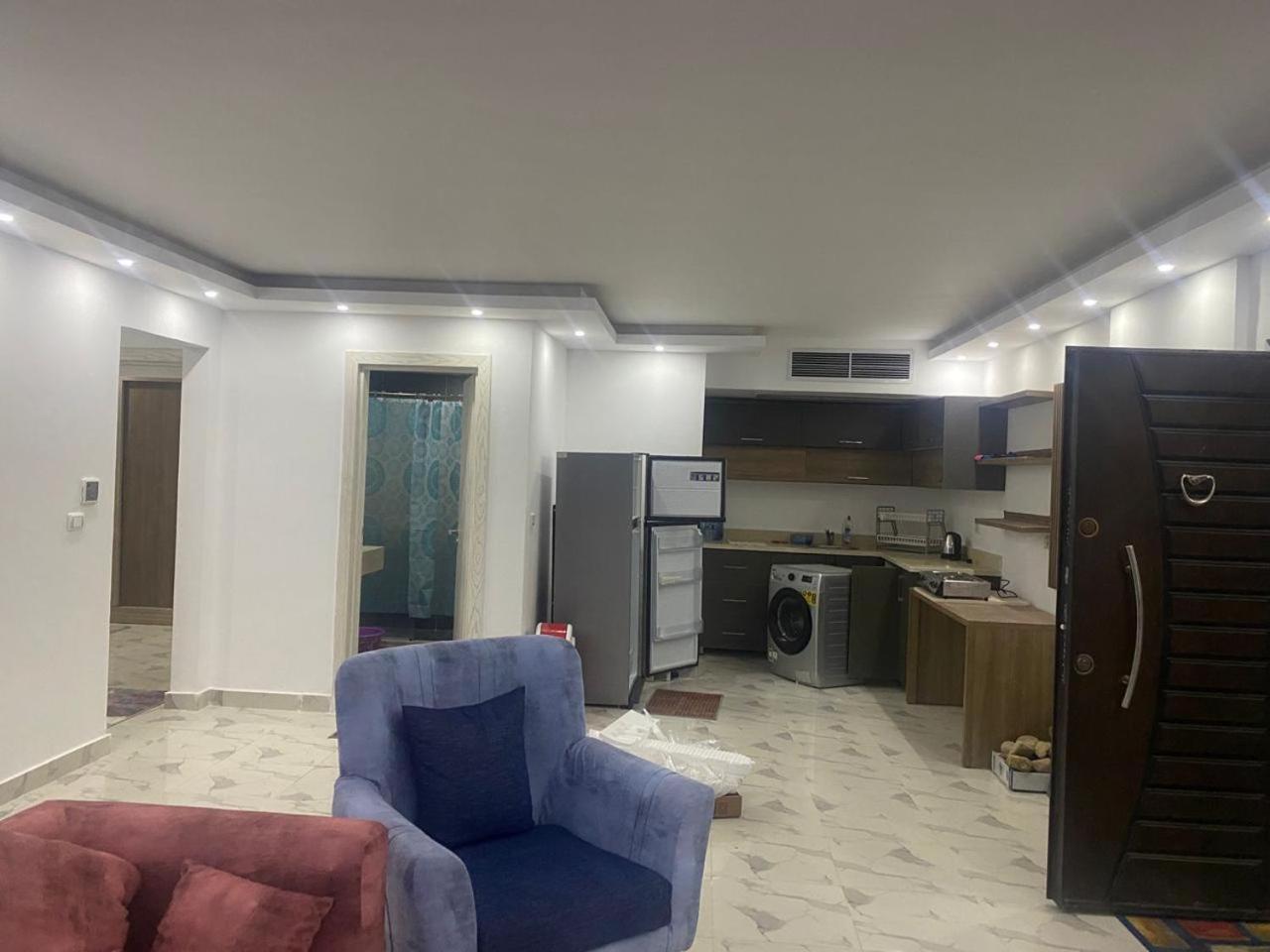 Wonderful Two-bedroom Balcony In Fanadir Aqua Park Apartment