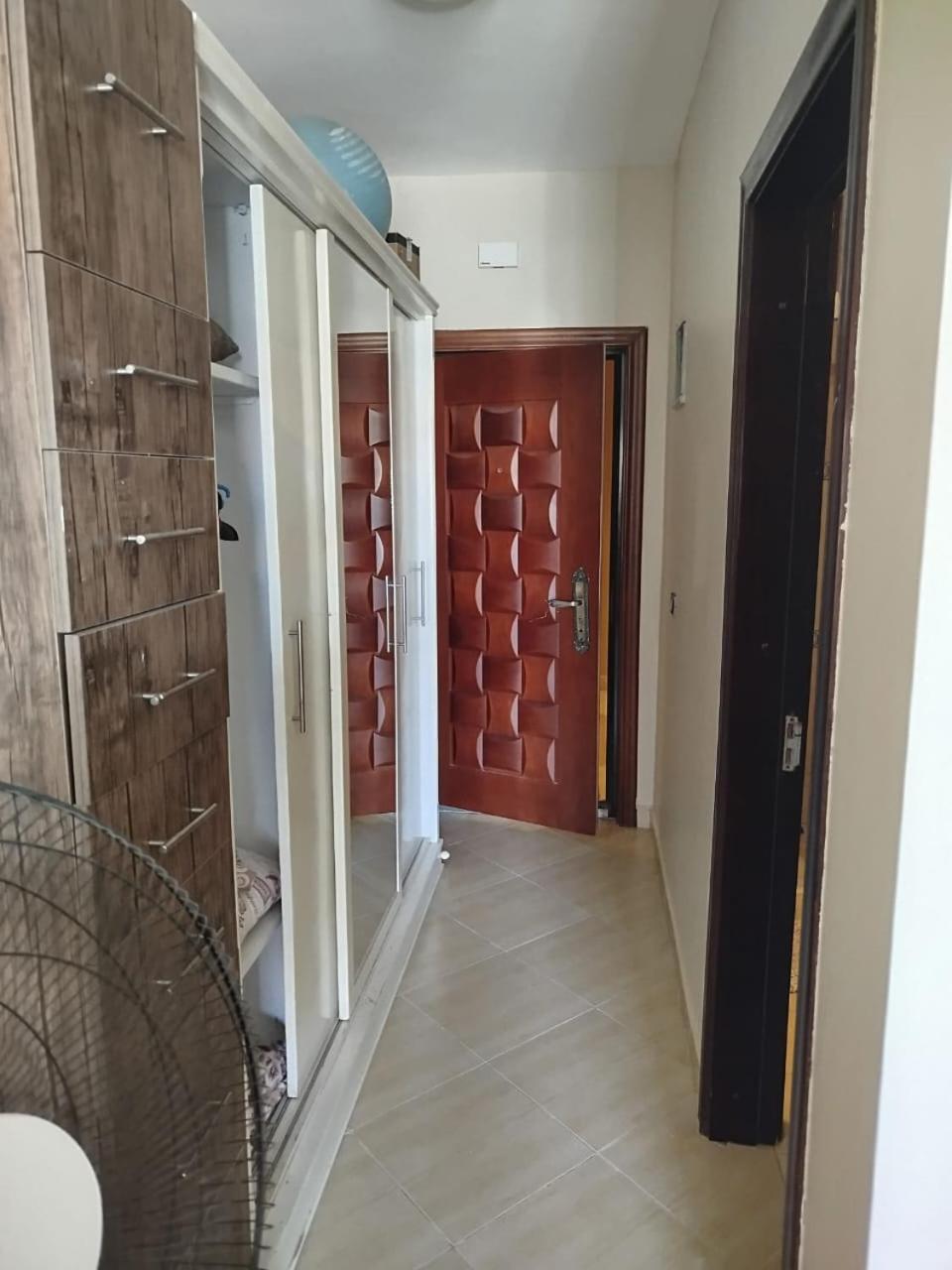 Apartment Gravity Samra Bay *