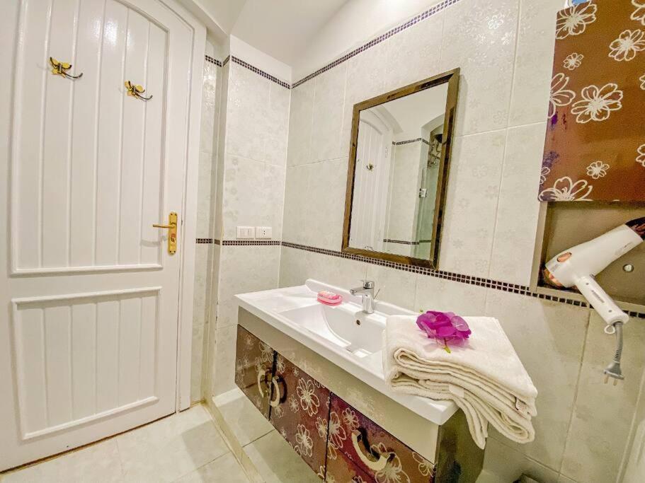 1-br In Westgolf With Terrace And Pool Appartement