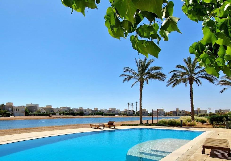 Cheerful Space With A Huge Garden And Pool Hurghada