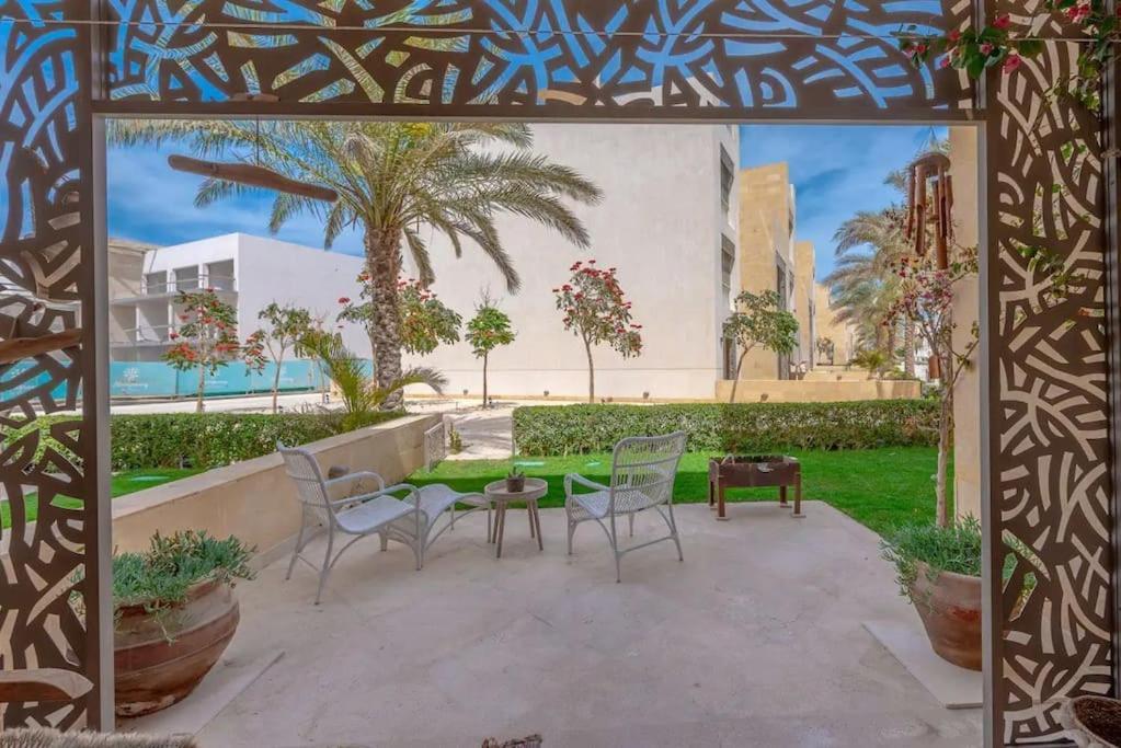 Apartment Mangroovy - Spacious Boho 2 Bedroom Pool View *