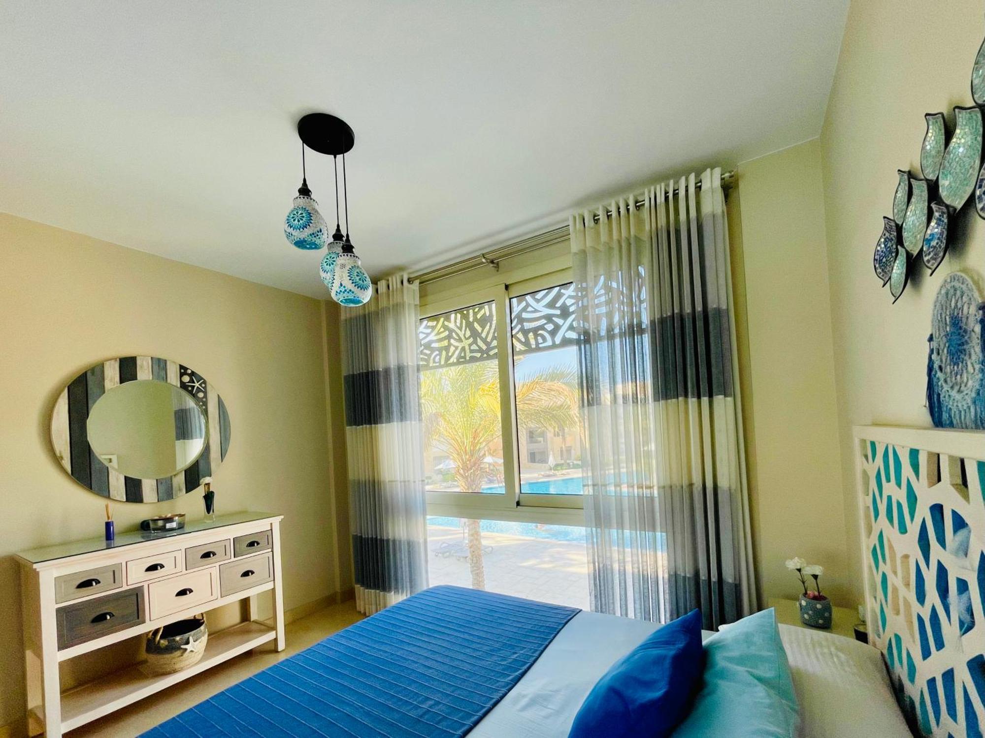 Séjour chez l'habitant Mangroovy - Elgouna Authentic Designer Shared 2 Bdr Each With Private Bathroom For Kitesurfers With Pool View & Access