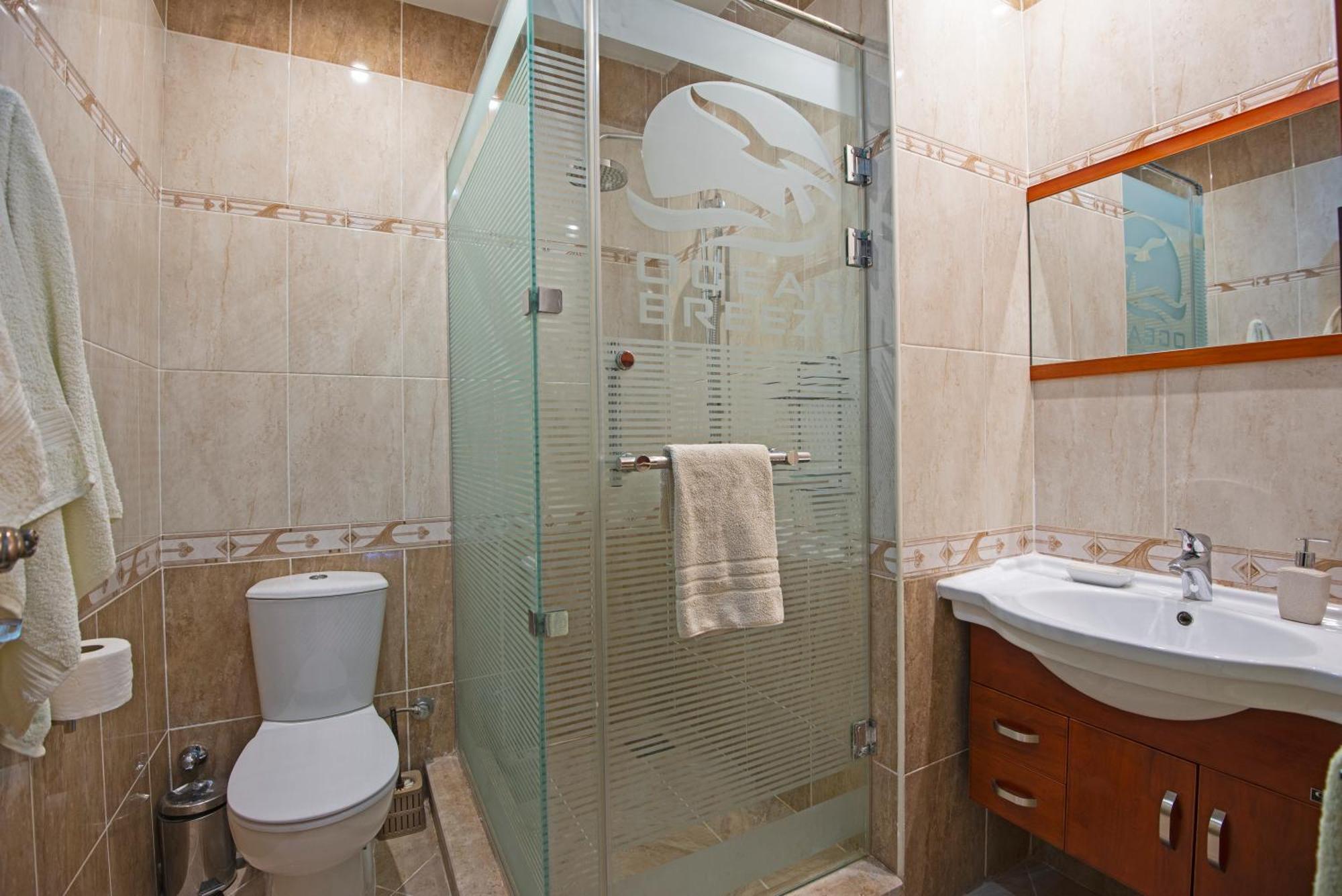 Apartment Buki-gravity-homes, App No1, Amazing Spacy Beachfront In 5 Star Gravity Sahl Hasheesh- For Guests With Nonegyptian Passports *