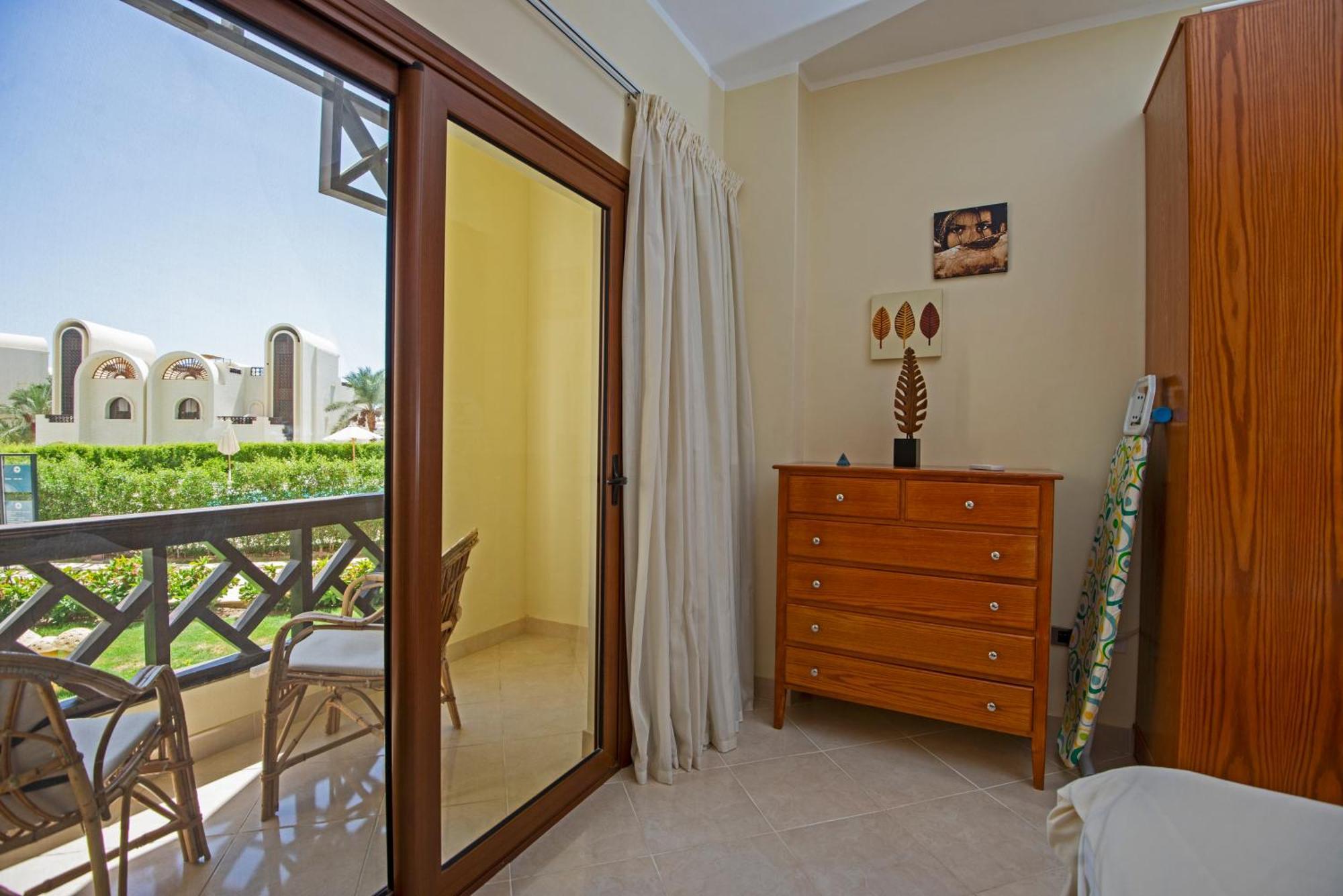 Buki-gravity-homes, App No1, Amazing Spacy Beachfront In 5 Star Gravity Sahl Hasheesh- For Guests With Nonegyptian Passports *