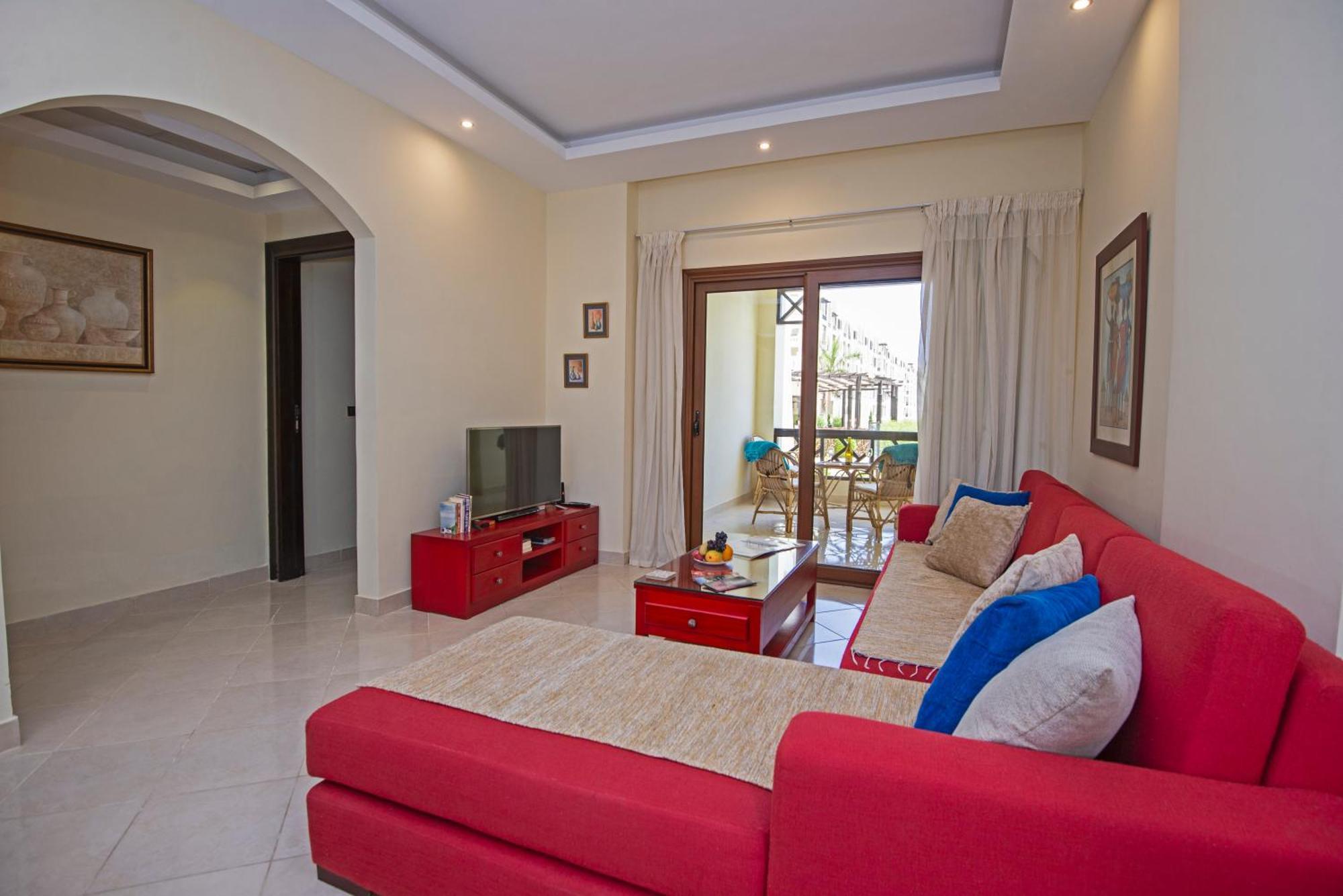 Apartment Buki-gravity-homes, App No1, Amazing Spacy Beachfront In 5 Star Gravity Sahl Hasheesh- For Guests With Nonegyptian Passports *