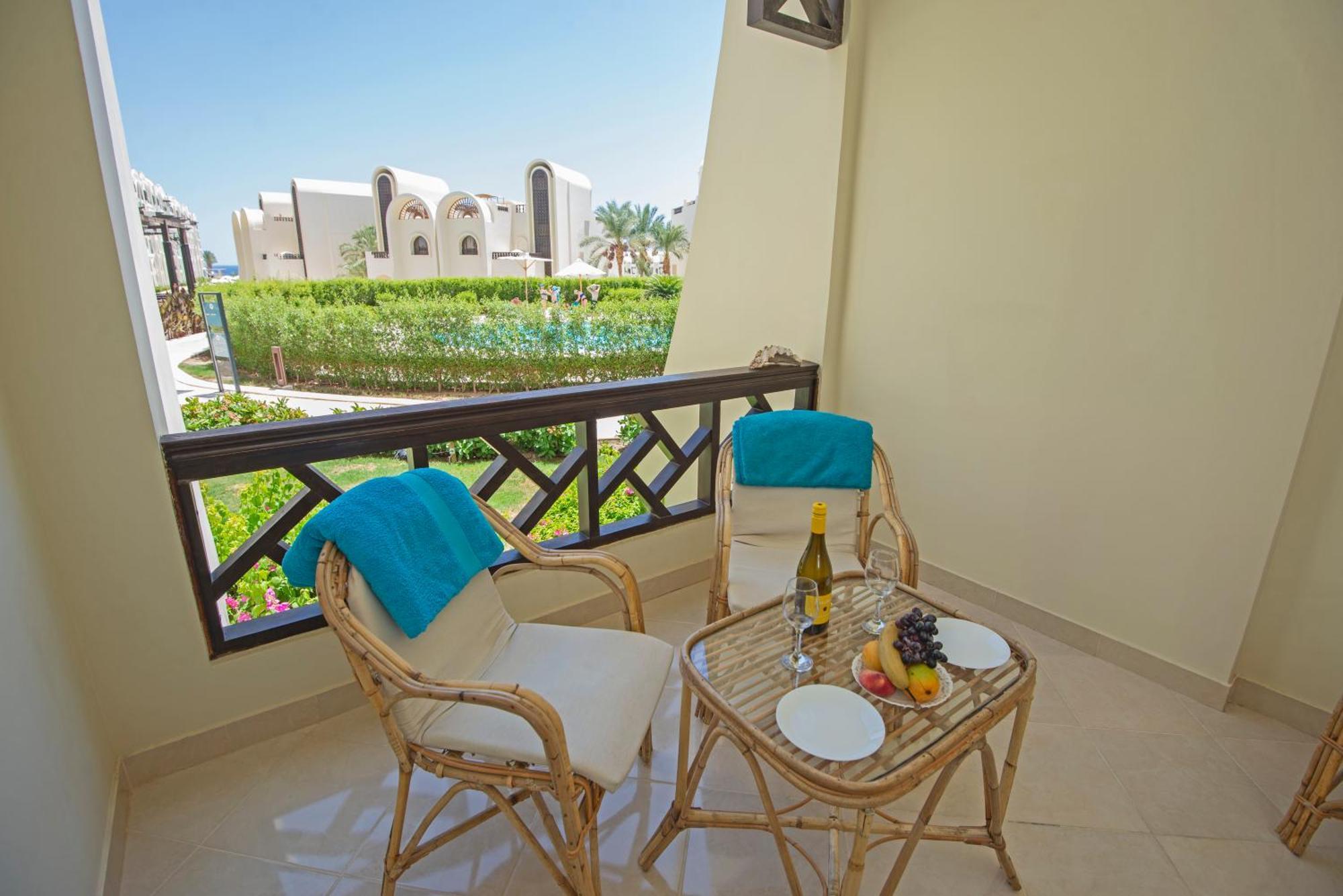 Buki-gravity-homes, App No1, Amazing Spacy Beachfront In 5 Star Gravity Sahl Hasheesh- For Guests With Nonegyptian Passports Hurghada