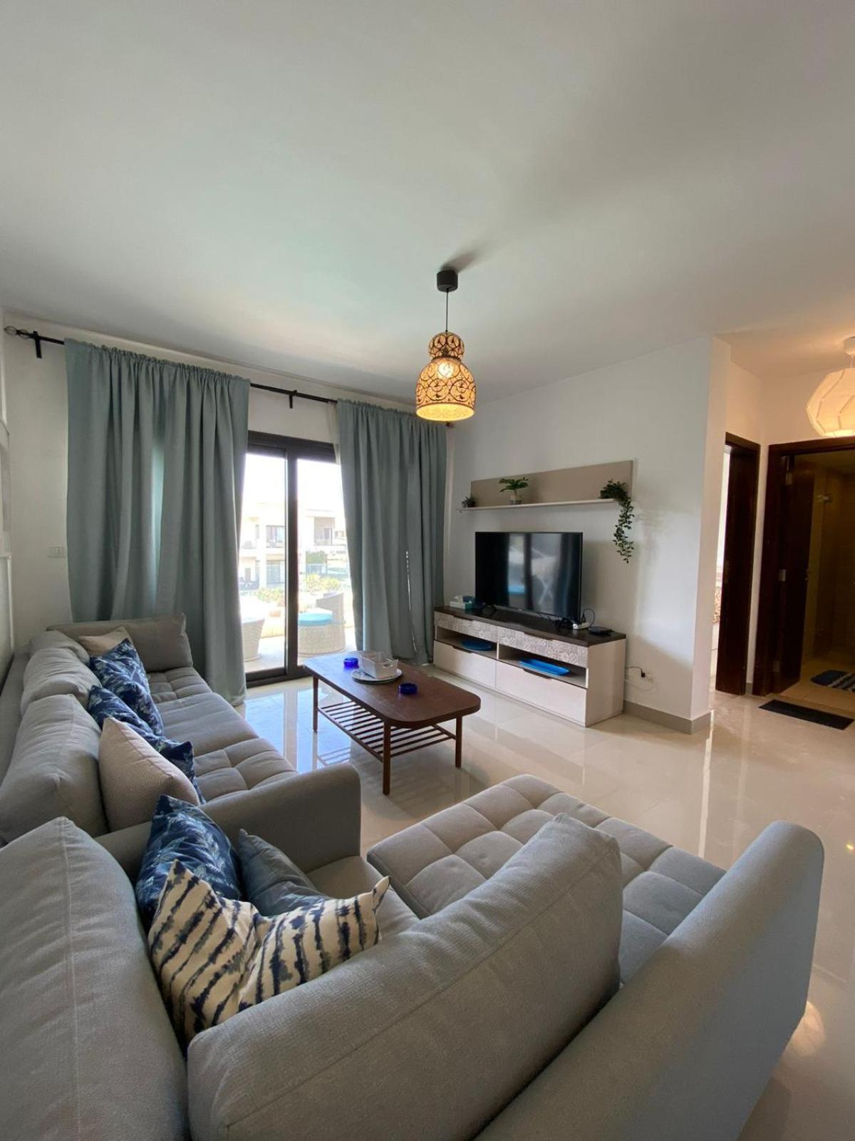 2 Bedrooms G Cribs Chalet *