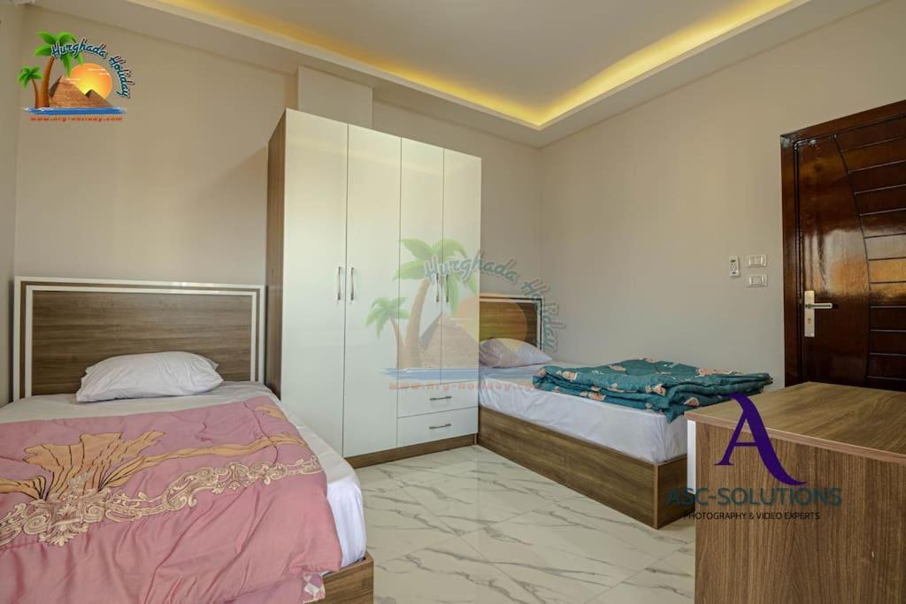 The Awesome 3-bedroom & 2 Bathroom In Al-ahyaa