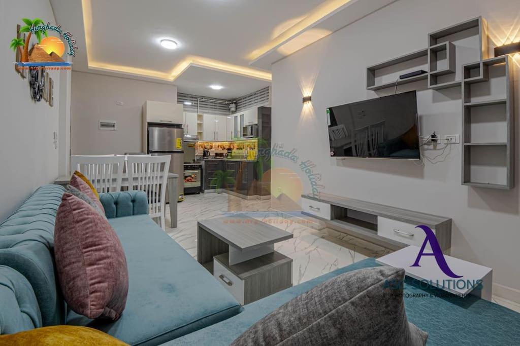 The Awesome 3-bedroom & 2 Bathroom In Al-ahyaa