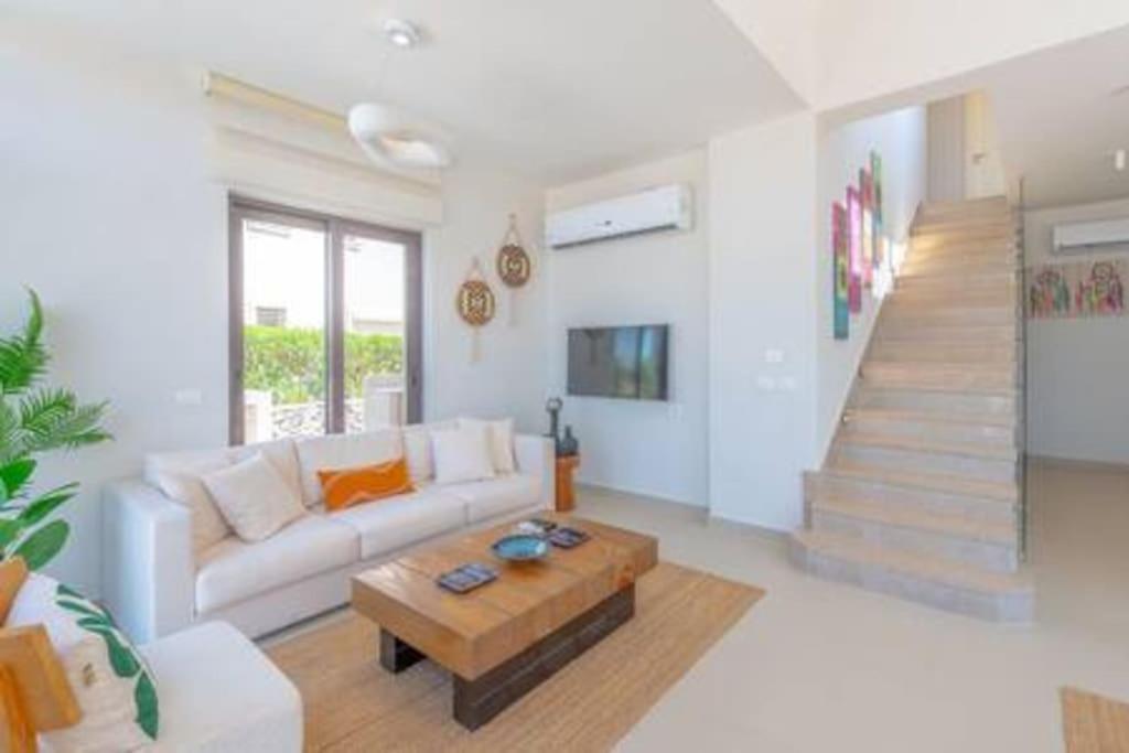 The Lakefront 4br At Cyan Elgouna Villa Hurghada