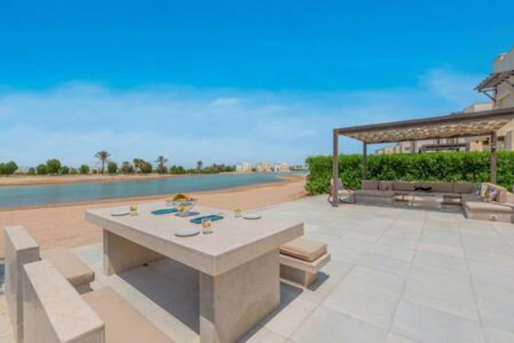 The Lakefront 4br At Cyan Elgouna Villa Hurghada