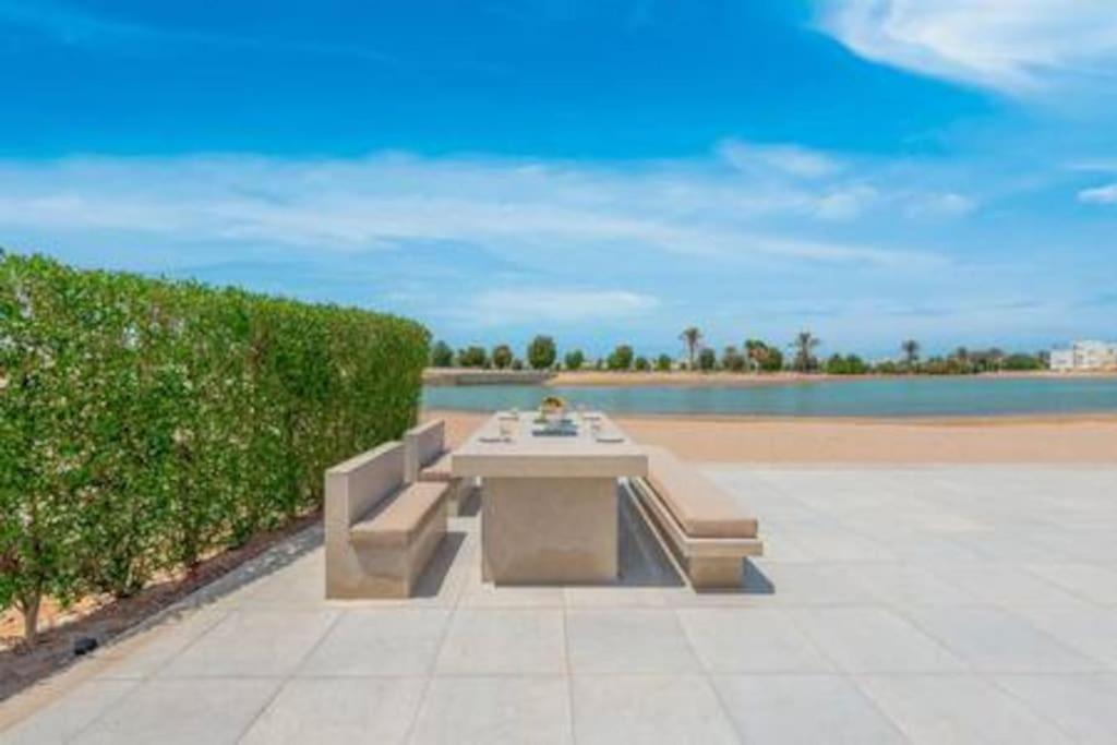 The Lakefront 4br At Cyan Elgouna *