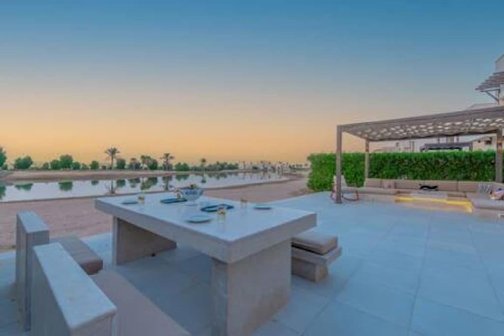 The Lakefront 4br At Cyan Elgouna Villa