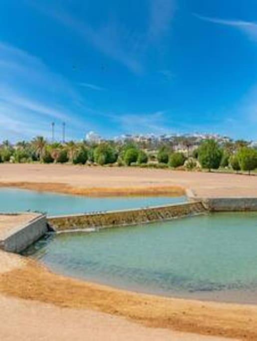 The Lakefront 4br At Cyan Elgouna Villa *