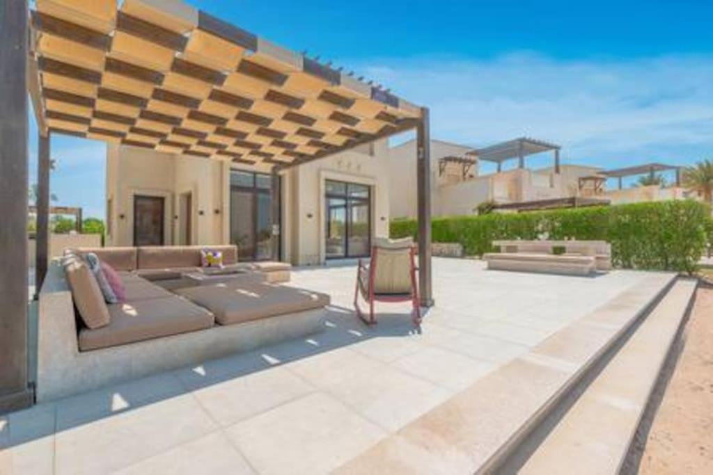 The Lakefront 4br At Cyan Elgouna *