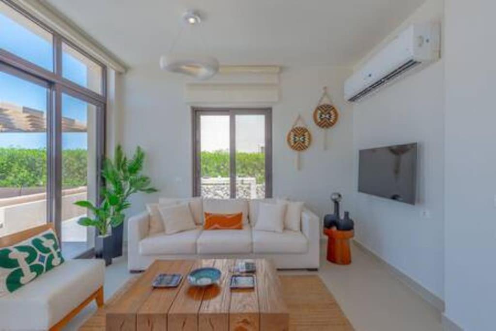 The Lakefront 4br At Cyan Elgouna Villa Hurghada