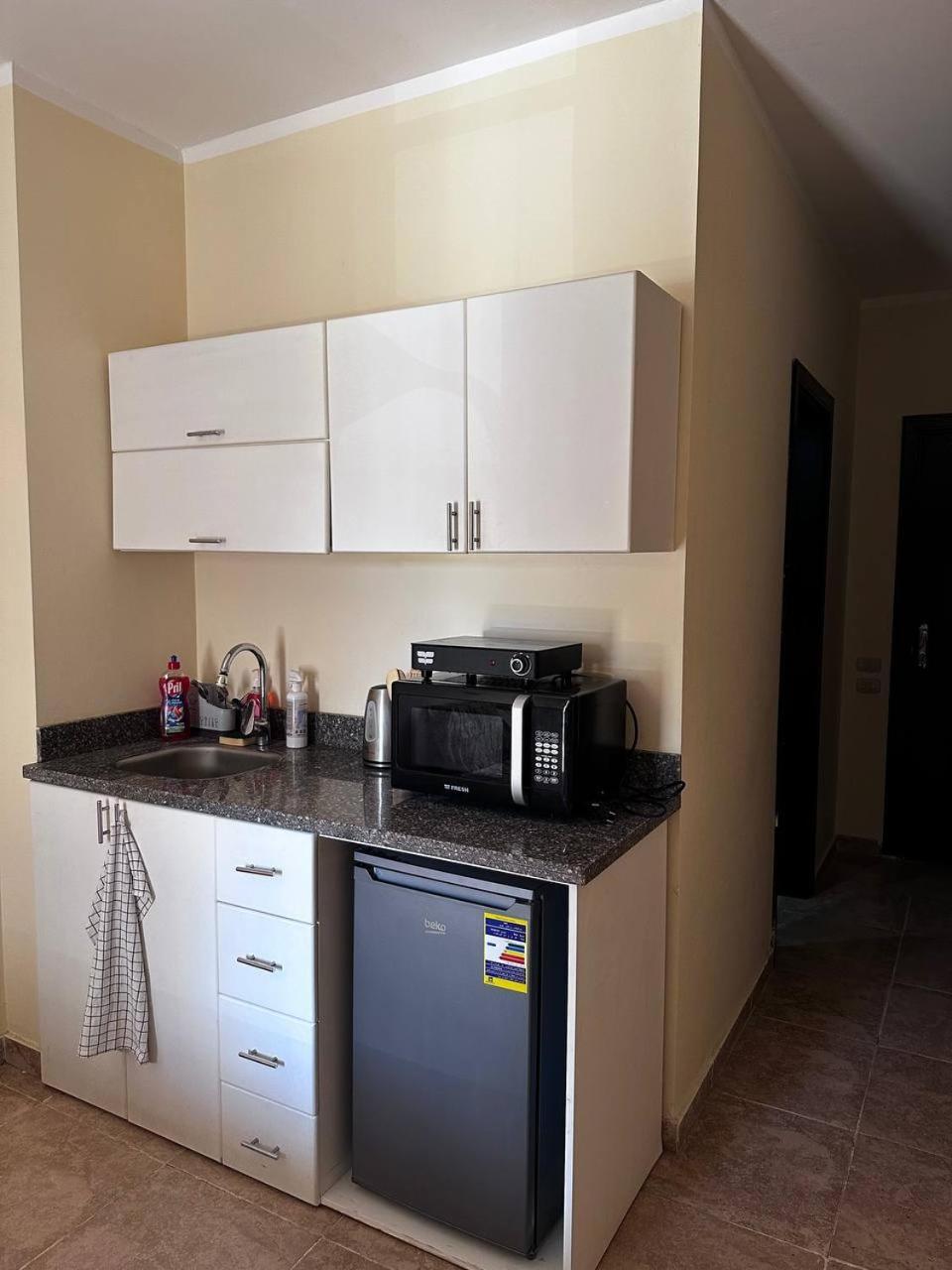 Florenza Khamsin Yara Apartment