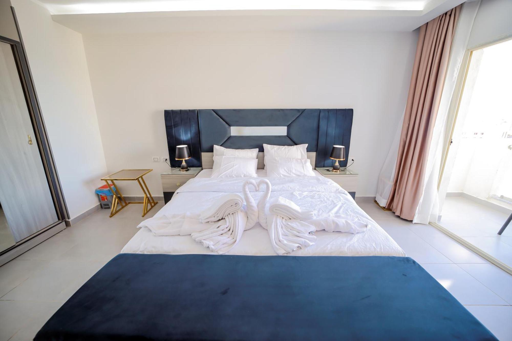 Scandic Resort-The Diamond Of Scandic Resort Apartment Sea Veiw & Sandy Beach Downstairs Hurghada