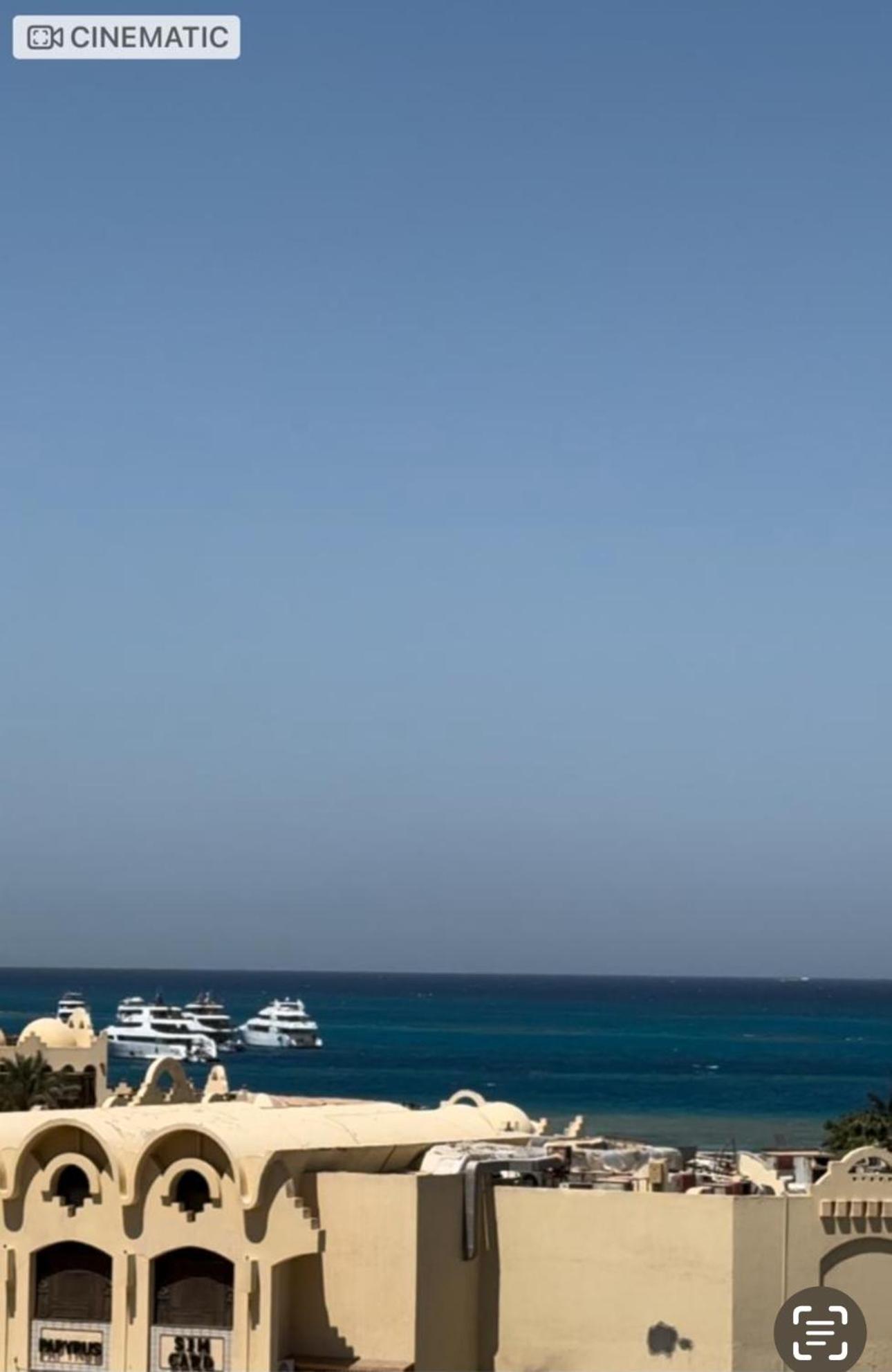 Scandic Resort-The Diamond Of Scandic Resort Apartment Sea Veiw & Sandy Beach Downstairs * Hurghada